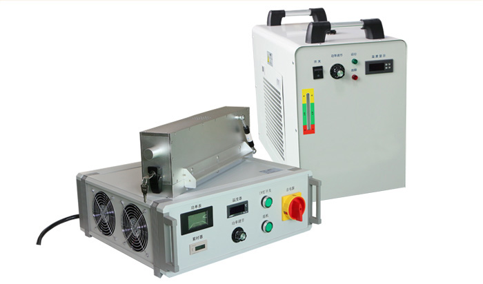 UV LED固化光源設(shè)備的三大配置照射頭、水冷機(jī)、電源驅(qū)動